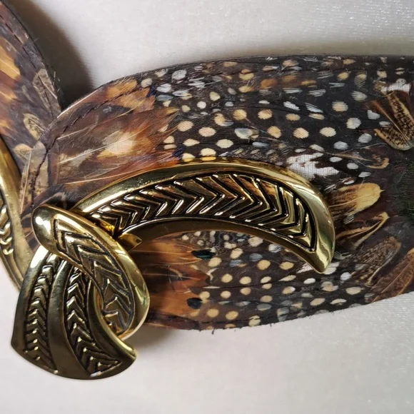 Peacock Feather Vintage 80’s Belt Gold Tone Clasp Genuine Peacock Adjustable - Picture 2 of 10